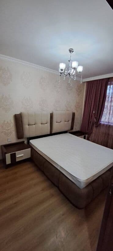 bine qesebesinde ev: Sabunçu rayonu,Razində qəsəbəsində,5 mərtəbənin,5-ci mərtəbəsində,3 — 3