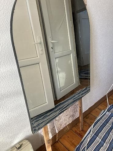 Bitkilər üçün dibçəklər: Güzgü Divar üçün, Çərçivə ilə — 2