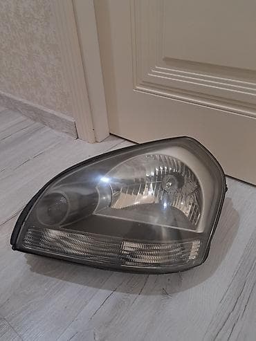 fara 07: Sol, Yaxın və uzaq vuran işıqlar Hyundai — 2