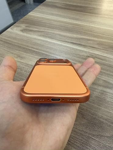 telefonlar iphone: Narıncı, Simsiz şarj — 3