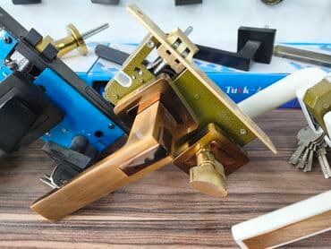 qapı kilid: Qapı üçün qulflu dəst - Material: metal korpus, möhkəm mexanizmli — 1