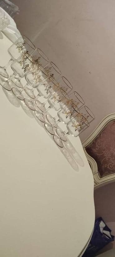 qədmi qablar: Qədəhlər, 12 ədədli dəst — 1