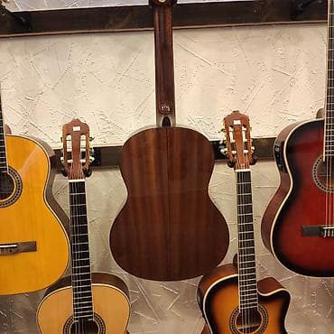 qəpik pullar: Klassik gitara Kapok SC168 Çanta hədiyyə Ölçü:4/4 Ünvan:Nizami 42 — 1