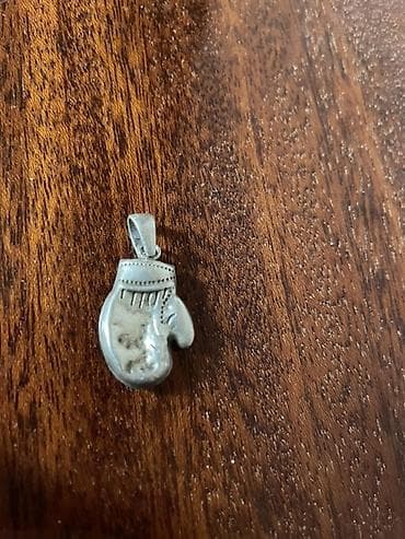 qlzl: Kulon, Qaşsız — 4