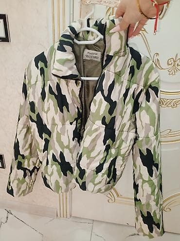 dini klon: Kamuflyaj naxışlı qış gödəkçəsi - Brend: AVESTAR (etiketdə görünür) - — 2