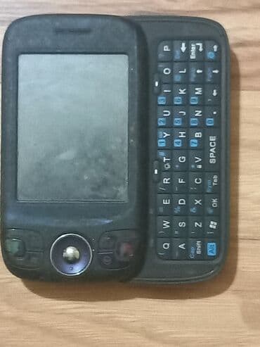 телефон флай тв: Xarab telefon ehtiyyat hissəsi kimi satılır. - Qiyməti: 20 manat. - — 6