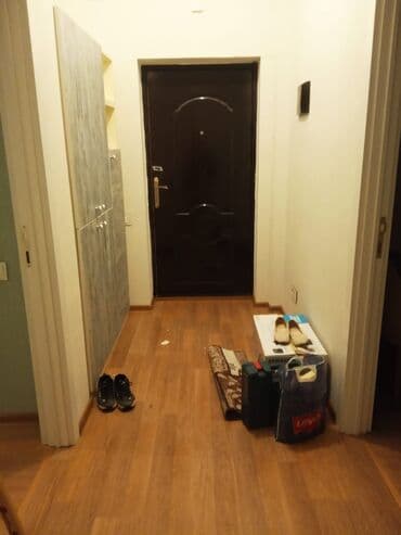 mida az: DİQQƏT MƏNZİL YALNIZ AİLƏYƏ VERİLİR.MƏNZİLDƏ QALAN ŞƏXSLƏRİN — 8