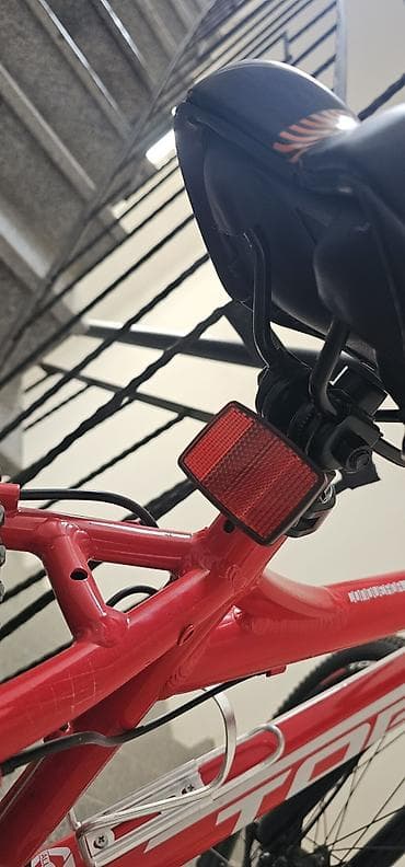 ucuz velasipet: Toba dağ velosipedi – parlaq qırmızı rəngdə, yüngül və möhkəm — 10