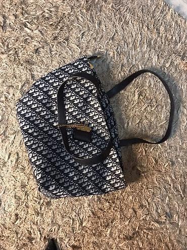 İki ədəd qadın çantası dəsti 1) Toxuma naxışlı böyük tote çanta -