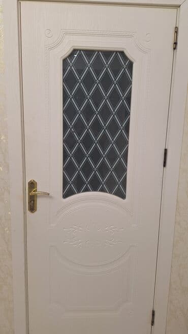 Döşəmə: Gözəl Endirimdə normal qapı satılır işlədilib 50 manatadır — 1
