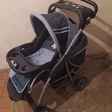 Klassik gəzinti arabası