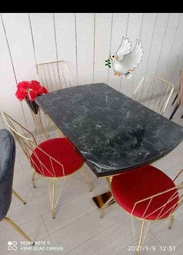 Mətbəx üçün, Açılmayan, Oval masa, 4 stul