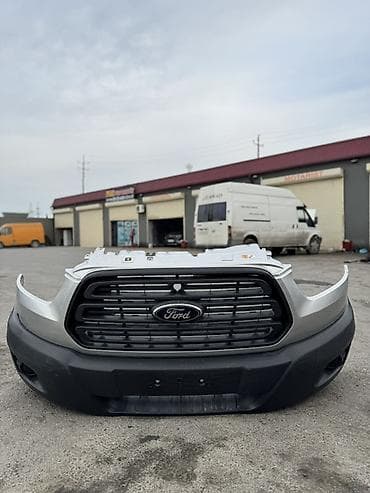 panelər: Ön, Ford Transit — 3