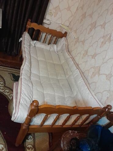 İşlənmiş, Təknəfərlik çarpayı, Bazasız, Matras ilə, Siyirməsiz, Rusiya