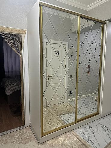 2 qapılı, Güzgülü, Ağ, Kupe, Düz dolab