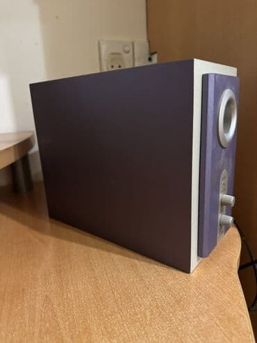 kalonka qutusu: LanWord markalı subwoofer/masaüstü akustik sistemin mərkəzi bloku — 2