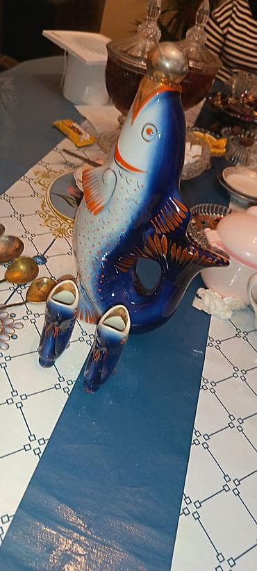 saatlar 2020: Məhsul: Dekorativ kolleksiya əşyaları dəsti Tərkib: - Porcelan — 6