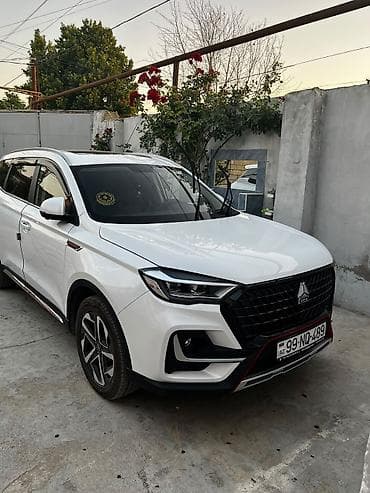 larzon disk: Marka/model: Lifan (SUV) Kuzov: ağ rəngli, 5 qapı, şəhər/krossover — 4