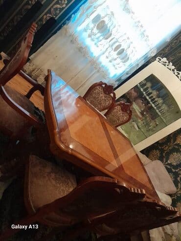 Qonaq masası, İşlənmiş