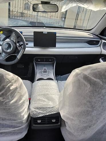 Motonəqliyyat: BYD Seal 05: 1.5 l | Sedan — 3