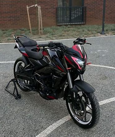 Bajaj 200 sm3