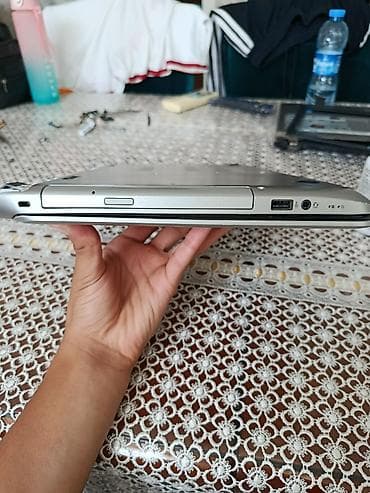 hp netbook mini: Hp 15-p077er Notbukun ekran+batariyasi yoxdu, Qalan Hər Şeyi — 5
