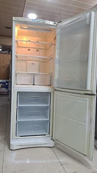 Duxovkalar: 2 qapılı Indesit Soyuducu Satılır, rəng - Ağ — 2