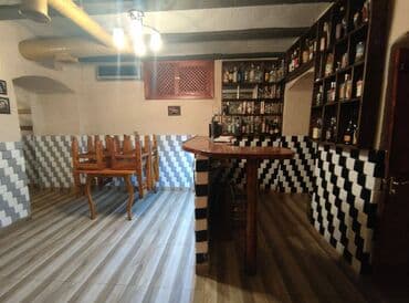 bakı tikiş evi ünvanları: Obyekt 100 m2-dir. Yeni təmir olunub. Əşyalı olaraq verilir. İçində — 9