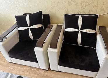 kirislo: Di̇van-kravat, Divan, Açılan — 2