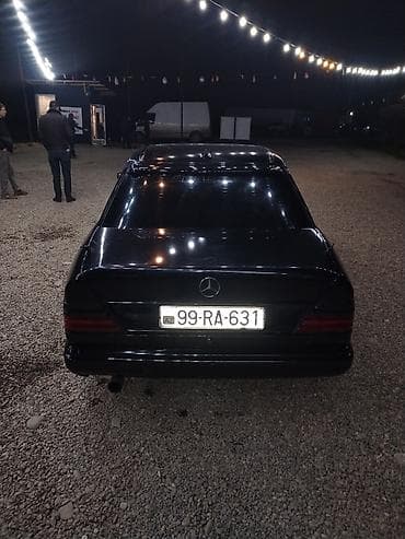 turbo az qazel: Mercedes-Benz W124 sedan, qara rəng - Kuzov: sedan, qara, üzərində — 3