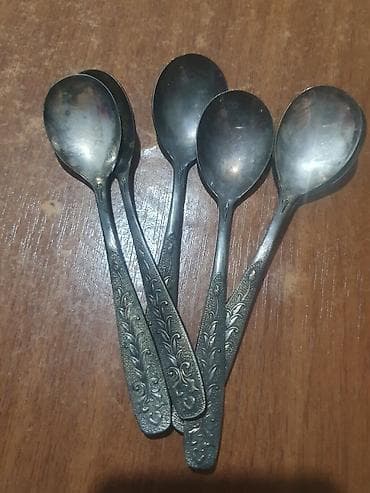 Məhsul: Naqişli metal qaşıq dəsti - Tərkib: Metal (gümüşü rəng — 1