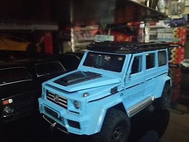 mercedes 180 b: 1.24dü boş yan güzgülər yoxdu dəmir maşındı hər yeri açılır — 1