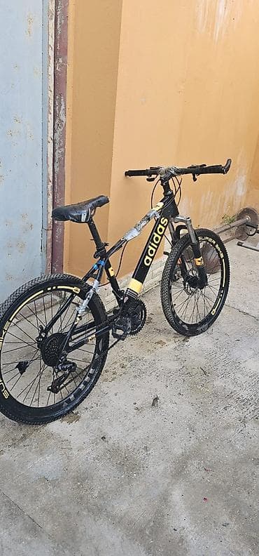 Dağ velosipedi – Adidas dizaynlı, 26" təkərli - Çərçivə: yüngül — 1