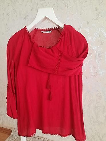 Məhsul: 2 ədəd qadın bluz/don üstü 1) Kobalt mavi, güllü naxışlı — 10