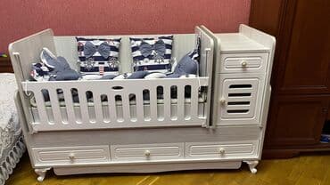 Oğlan və qız üçün, Dördbucaq, Beşik, Dəst ilə, Matrassız, Yellənmə mexanizm ilə