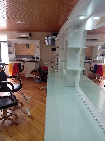 Gözəllik salonu üçün tam dəst vizaj/berber masası - Rəng: ağ, qızılı