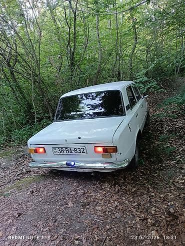 avcarka satılır: VAZ 2101 “Jiquli” – klassik 4 qapılı sedan Xarici görünüş: - Ağ rəng — 5