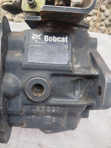 traktor yukleyici: Bobcat hidravlik paylayıcı/klapan bloku - Brend: Bobcat - Etiketdə — 3