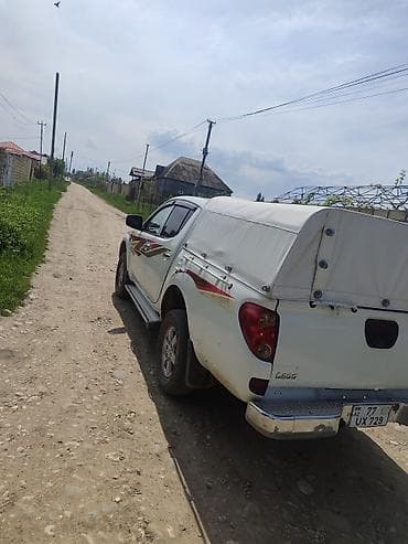 ford transit 5 1: Mitsubishi L200: 2.5 l | 2015 il 215000 km Pikap — 9