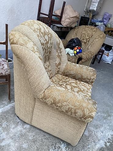 qedimi divan: Divan — 2