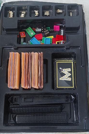 Bu gorduyunuz monopoli oyunlar satilir ucu bir yerde 50 azn — 2