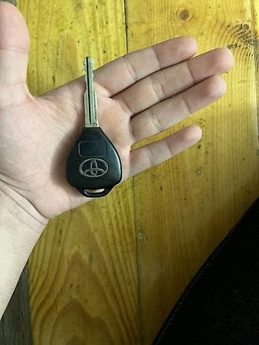 pultlu maşin: Toyota Tayota prado, 2010 il, Orijinal, Almaniya, İşlənmiş — 1