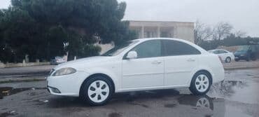 Daewoo Gentra: 1.5 l | 2014 il Sedan