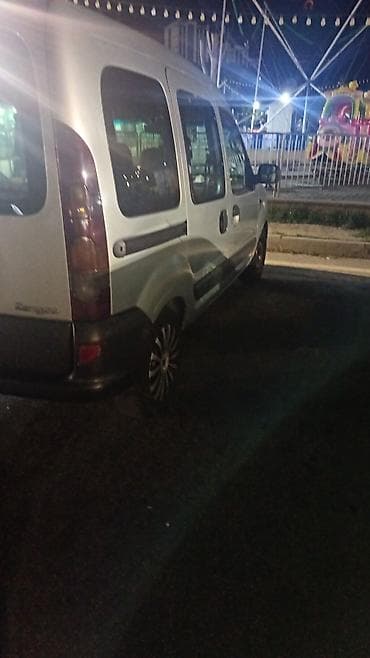 larzon disk: Renault Kangoo mikroavtobus/miniven Xüsusiyyətlər: - Kuzov: 5 qapılı — 1