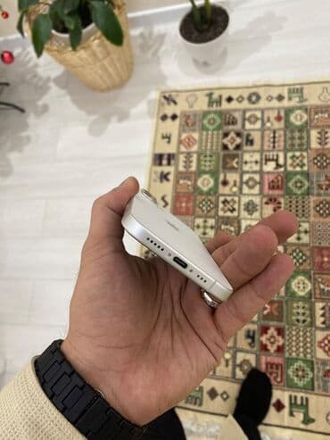 Ferrari: IPhone 16, 128 GB, Ağ, Face ID — 5