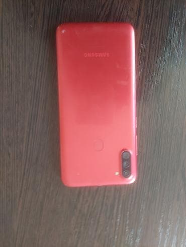 adaptırlar: Samsung Galaxy A52, rəng - Ağ, Sensor — 5