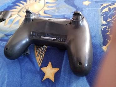 playstation 4 controller: Məhsul: Sony DualShock 4 simsiz oyun pulti (PS4) Xüsusiyyətlər: - — 2