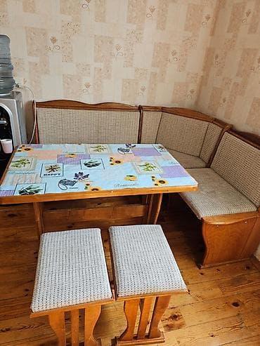 Mətbəx üçün, İşlənmiş, Açılmayan, Künc masa, 2 stul