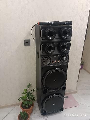 ikinci el xs max: Musiqi merkezi 1 hefdedi alinib İrşaddan.2 mikrafonu var. Cox guclu — 4