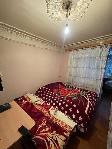 masazirda ev: Bakı, 3 otaqlı, Köhnə tikili, m. Xalqlar Dostluğu, 100 kv. m — 3